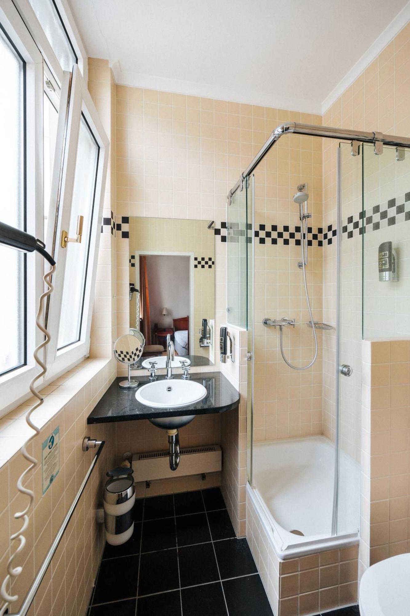 Celine Hotel Schwetzingen Extérieur photo