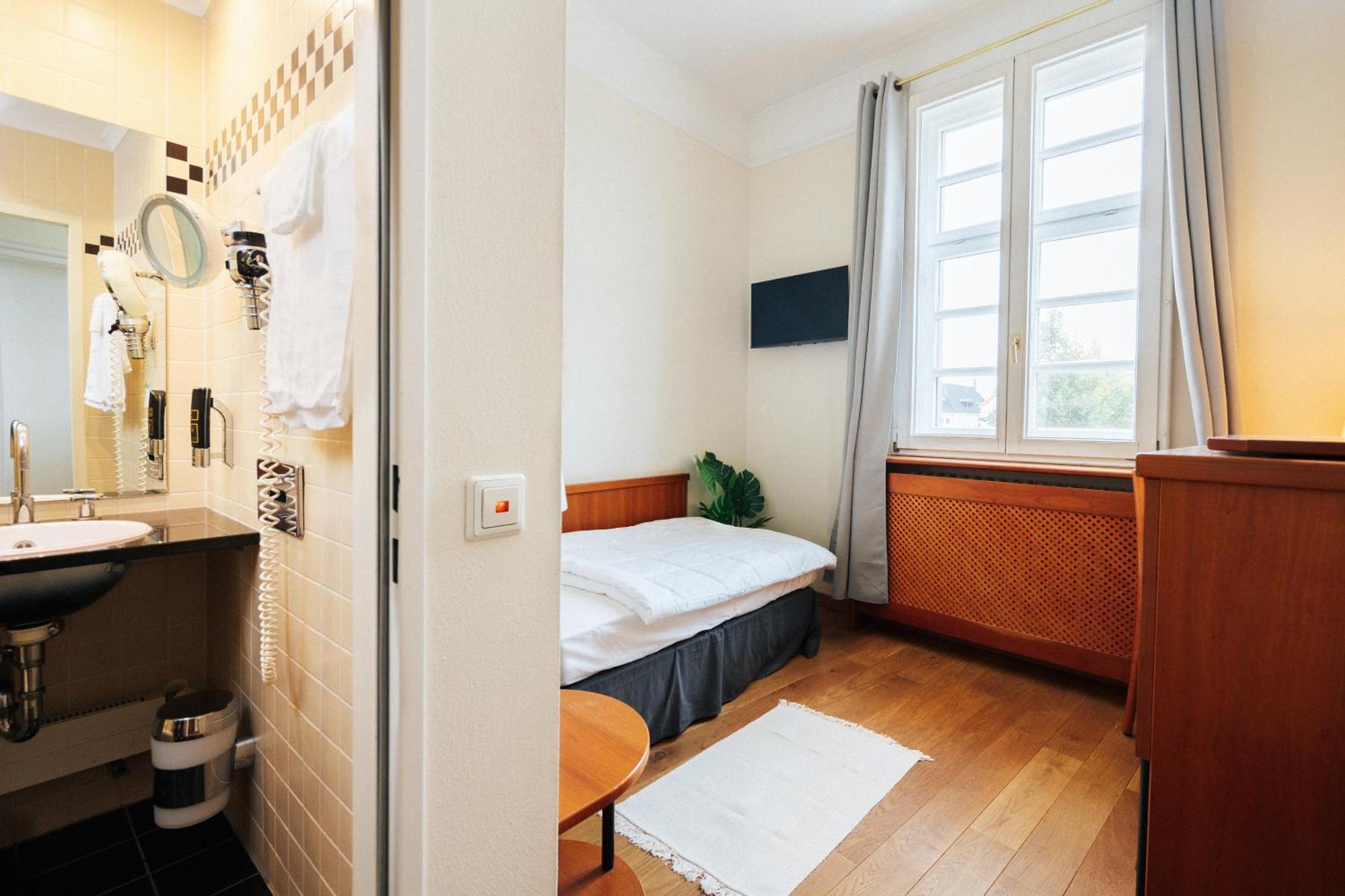 Celine Hotel Schwetzingen Extérieur photo